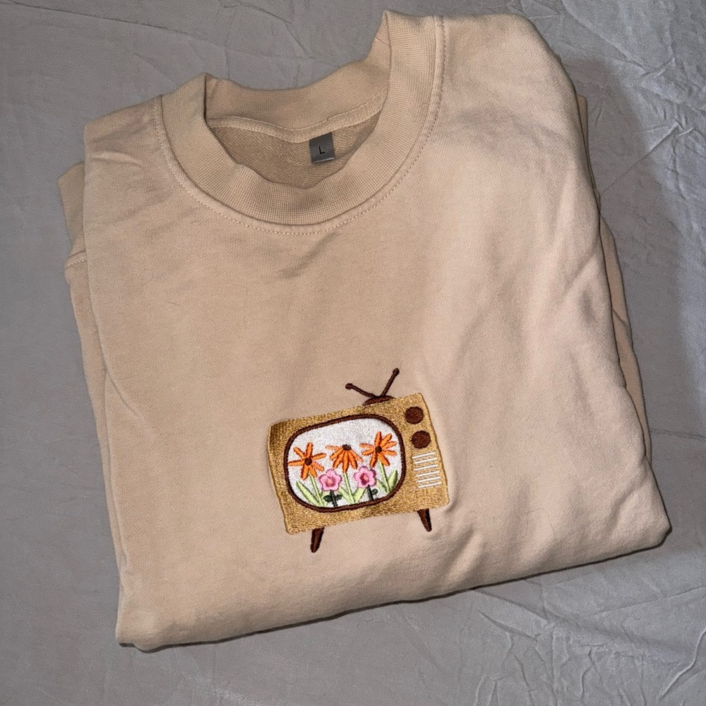 Beige Sweatshirt with Floral TV Embroidery